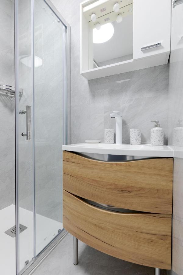 Apartman Downtown Dl Zagreb Exteriör bild