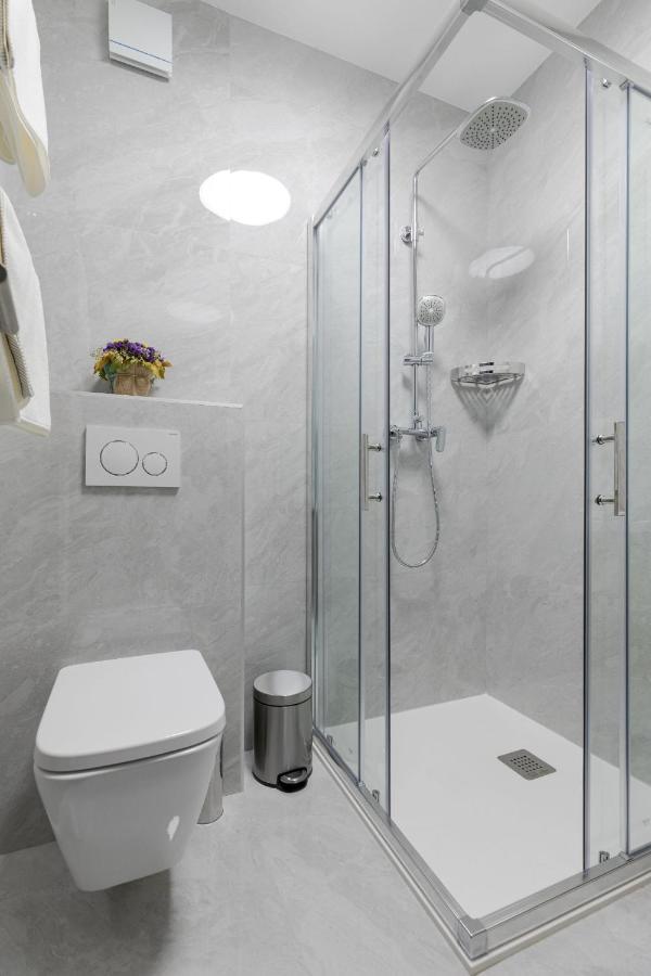 Apartman Downtown Dl Zagreb Exteriör bild
